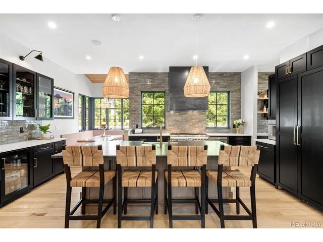 1055 S Cove Way, Denver, CO 80209