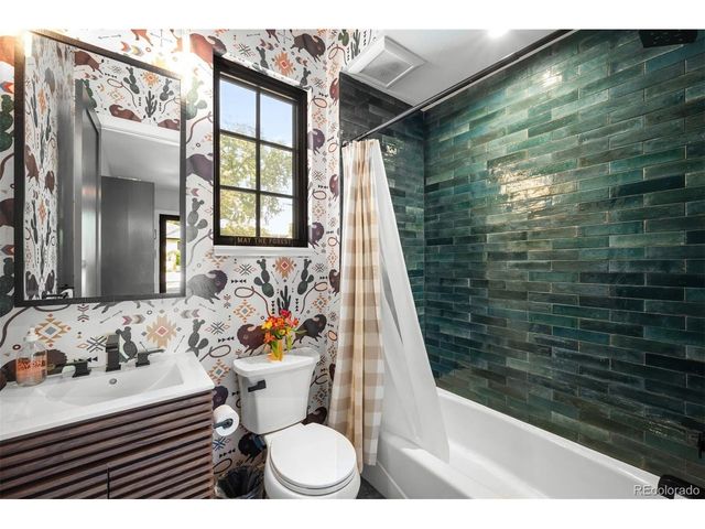 1055 S Cove Way, Denver, CO 80209