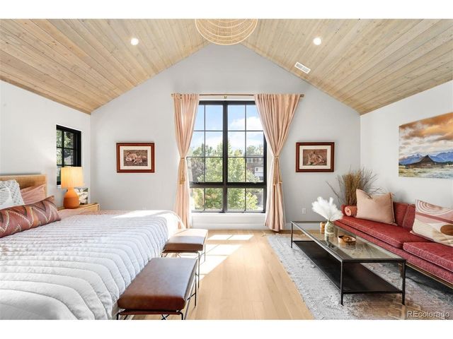 1055 S Cove Way, Denver, CO 80209