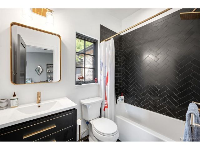 1055 S Cove Way, Denver, CO 80209