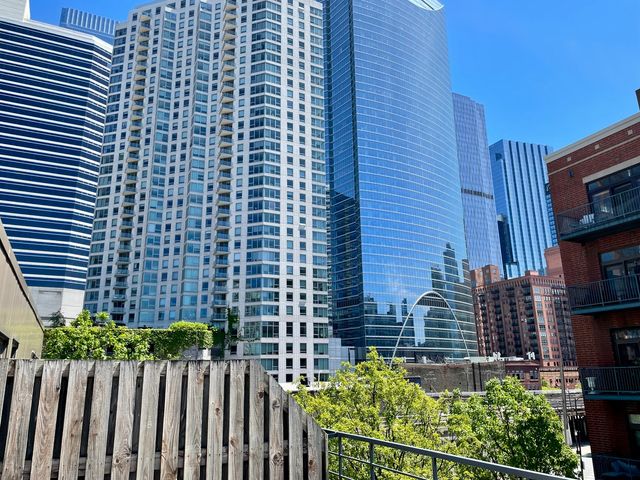 310 N Clinton Street K, Chicago, IL 60661