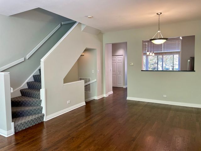 310 N Clinton Street K, Chicago, IL 60661
