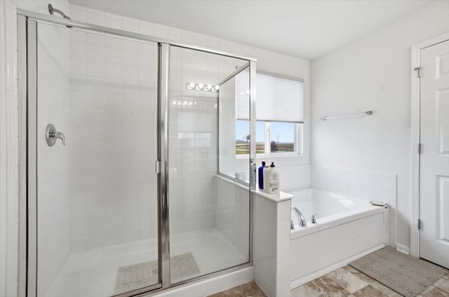 2122 Whitekirk Lane, Yorkville, IL 60560