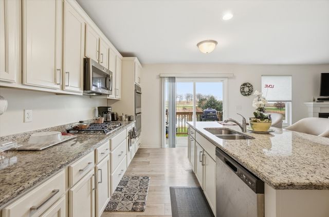 2122 Whitekirk Lane, Yorkville, IL 60560