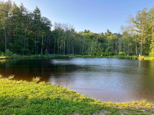 26 N Main St Unit 5, Mont Vernon, NH 03057