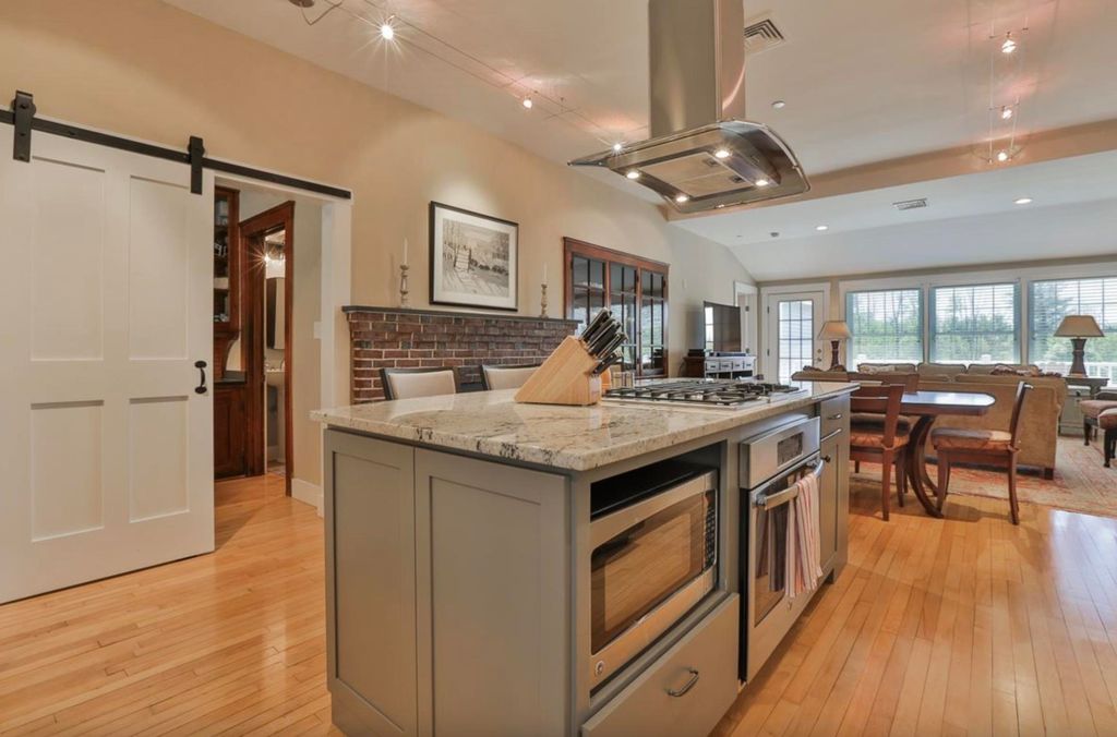 26 N Main St Unit 5, Mont Vernon, NH 03057