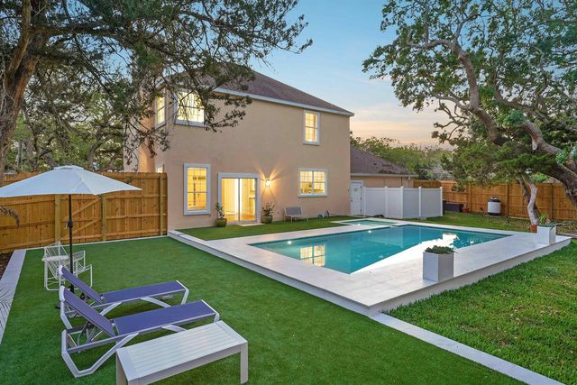 4240 Myrtle St, St Augustine, FL 32084