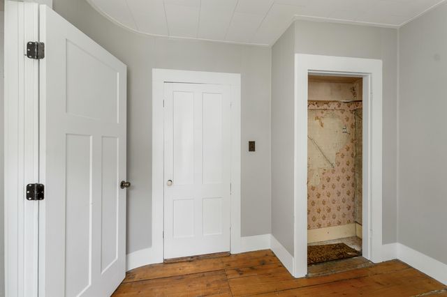 37 Merrill Street, Plymouth, NH 03264