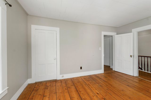 37 Merrill Street, Plymouth, NH 03264