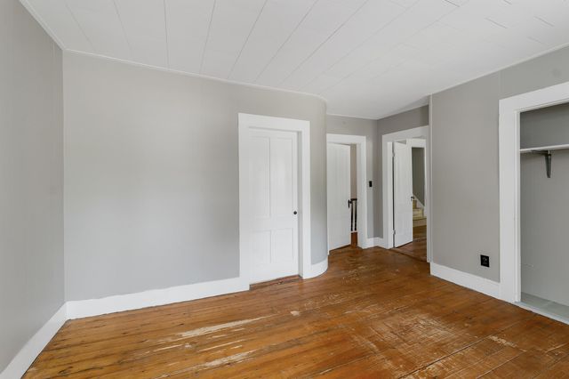 37 Merrill Street, Plymouth, NH 03264