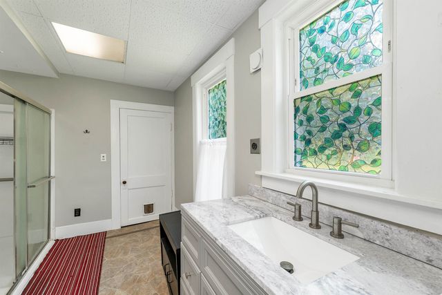 37 Merrill Street, Plymouth, NH 03264