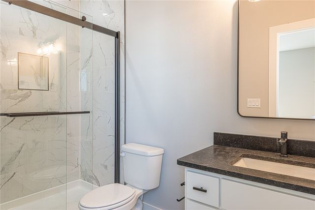 1026 S Laramie Heights, Fayetteville, AR 72704