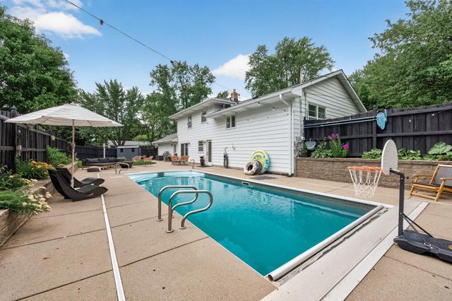 3506 Hilltop Street, White Bear Lake, MN 55110