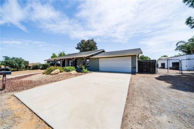 18915 Doving, Riverside, CA 92508