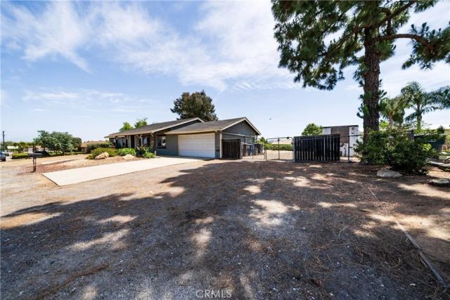 18915 Doving, Riverside, CA 92508