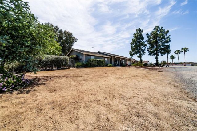 18915 Doving, Riverside, CA 92508