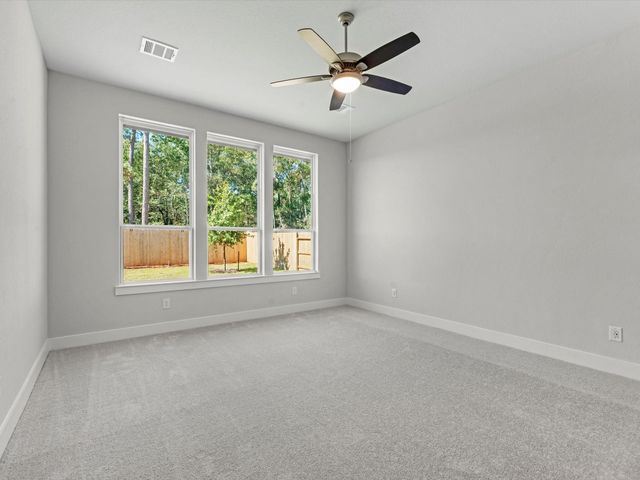 7066 North Lake Clopton Drive, Montgomery, TX 77316