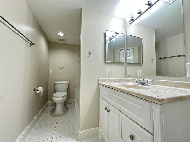 5560 NW 61st Street 713, Coconut Creek, FL 33073
