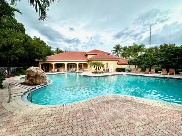 5560 NW 61st Street 713, Coconut Creek, FL 33073