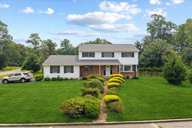 12 George Court, Miller Place, NY 11764