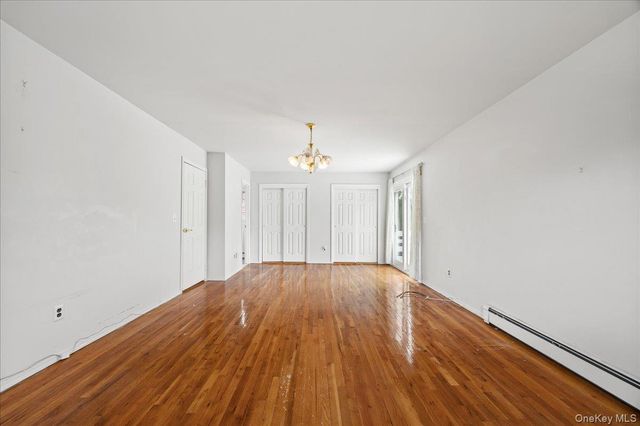 12 George Court, Miller Place, NY 11764