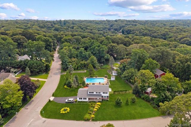 12 George Court, Miller Place, NY 11764