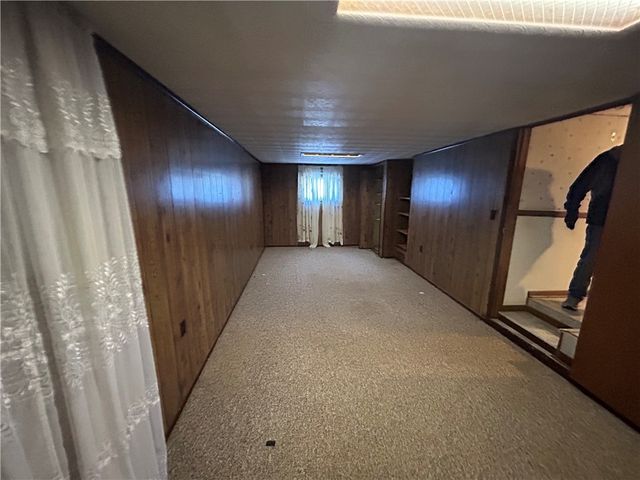 453 Coal Valley Rd, Jefferson Hills, PA 15025