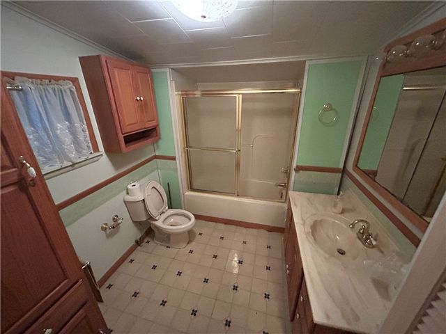 453 Coal Valley Rd, Jefferson Hills, PA 15025