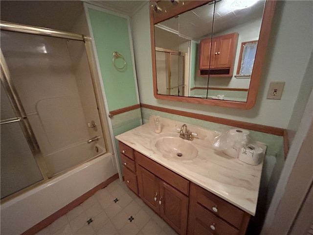 453 Coal Valley Rd, Jefferson Hills, PA 15025