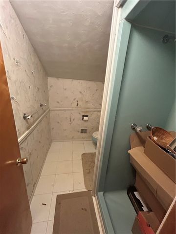 453 Coal Valley Rd, Jefferson Hills, PA 15025