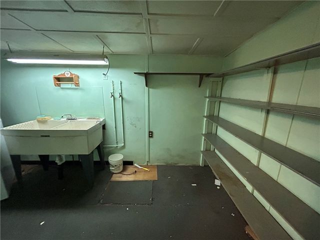 453 Coal Valley Rd, Jefferson Hills, PA 15025