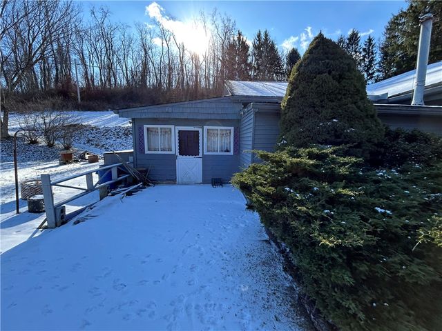 453 Coal Valley Rd, Jefferson Hills, PA 15025