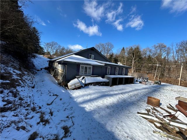 453 Coal Valley Rd, Jefferson Hills, PA 15025