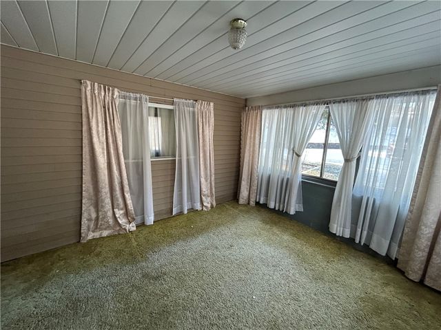 453 Coal Valley Rd, Jefferson Hills, PA 15025