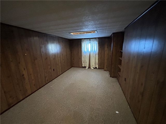 453 Coal Valley Rd, Jefferson Hills, PA 15025