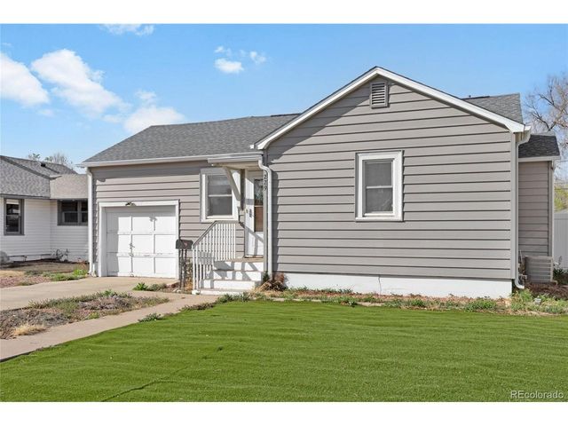 229 4th St, Fort Lupton, CO 80621