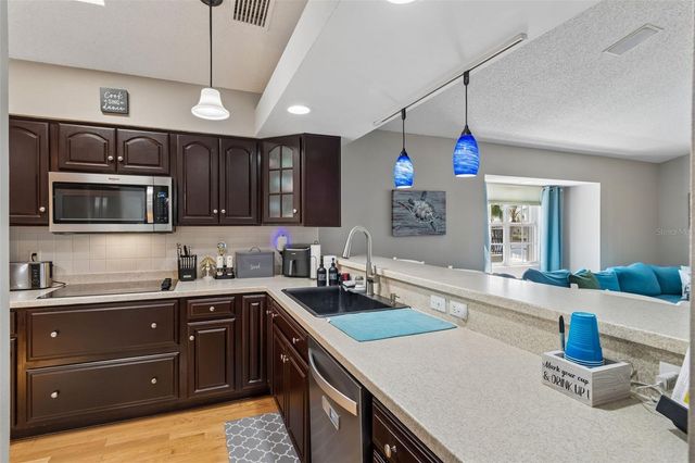 6211 BAYSIDE DRIVE, New Port Richey, FL 34652