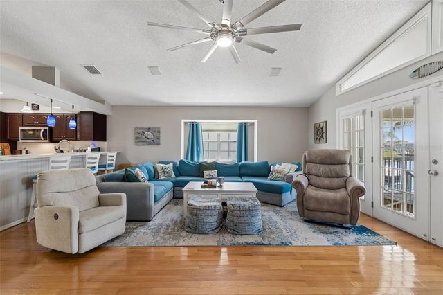 6211 BAYSIDE DRIVE, New Port Richey, FL 34652