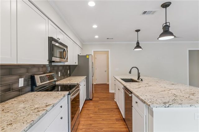 800 Mallery Street, 26, St. Simons Island, GA 31522