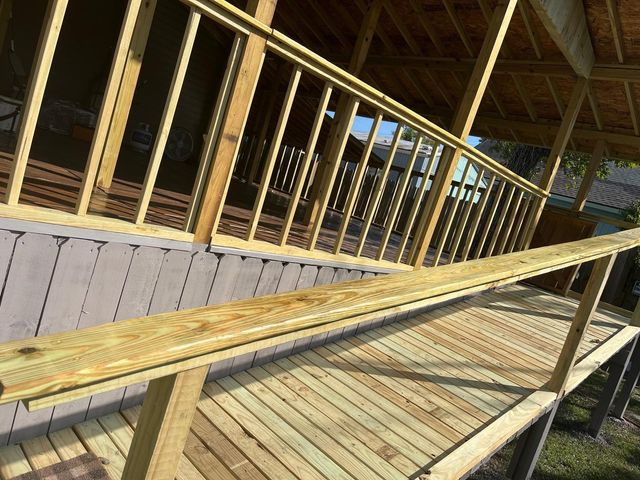 117 Henrietta Street, West Orange, TX 77630