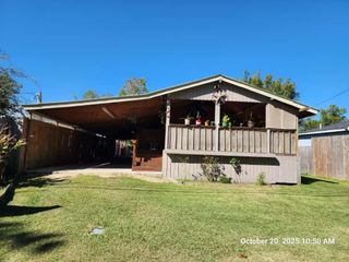 117 Henrietta Street, West Orange, TX 77630