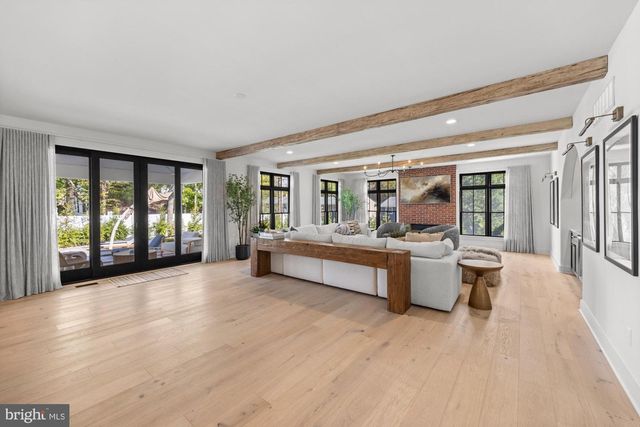 421 E COTTAGE AVE, Haddonfield, NJ 08033