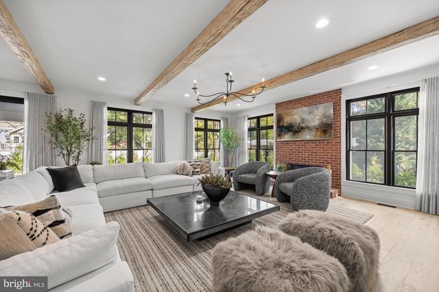 421 E COTTAGE AVE, Haddonfield, NJ 08033