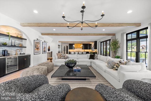 421 E COTTAGE AVE, Haddonfield, NJ 08033