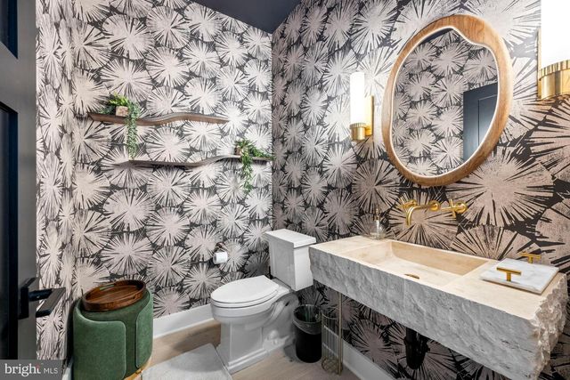 421 E COTTAGE AVE, Haddonfield, NJ 08033