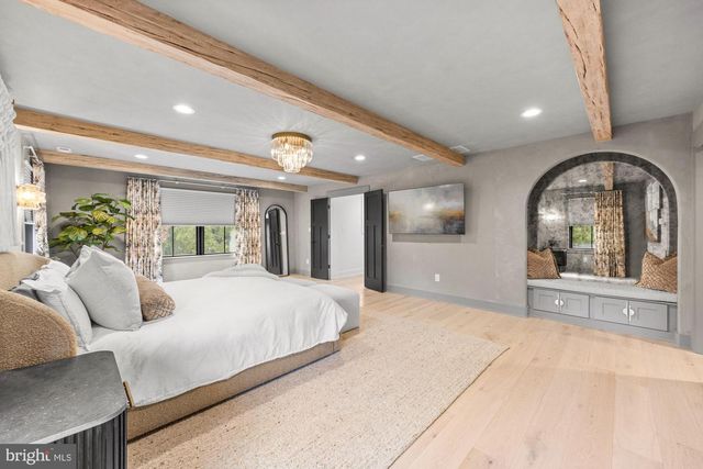 421 E COTTAGE AVE, Haddonfield, NJ 08033