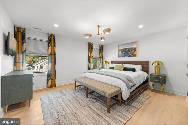 421 E COTTAGE AVE, Haddonfield, NJ 08033