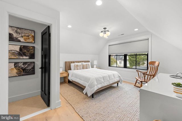 421 E COTTAGE AVE, Haddonfield, NJ 08033