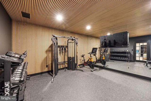 421 E COTTAGE AVE, Haddonfield, NJ 08033