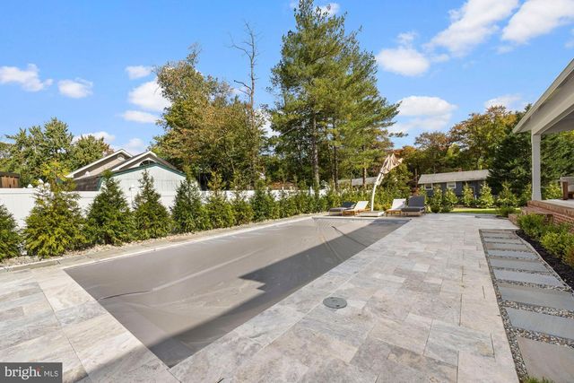 421 E COTTAGE AVE, Haddonfield, NJ 08033